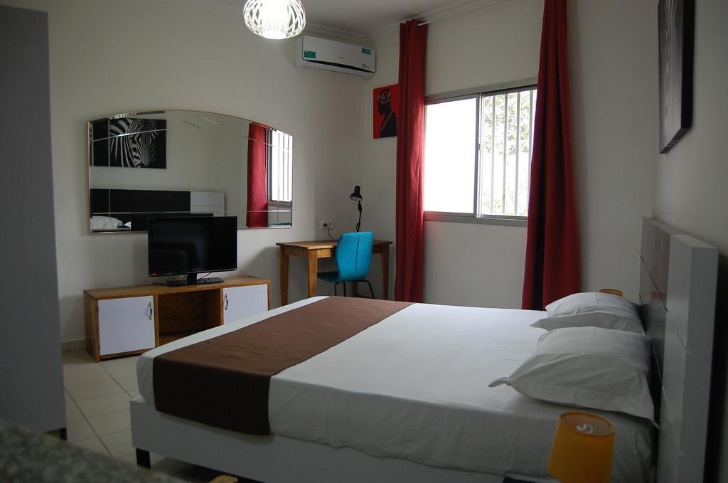 Maison D'Hotes Opanoramic Dakar Buitenkant foto